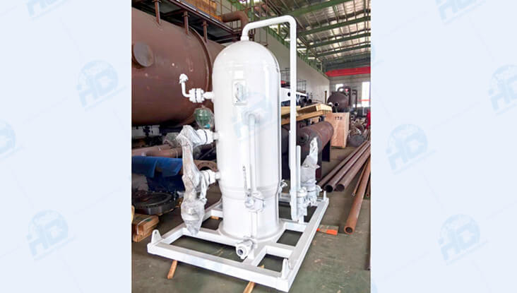 High-Pressure Vertical Two-Phase Separator_副本.jpg